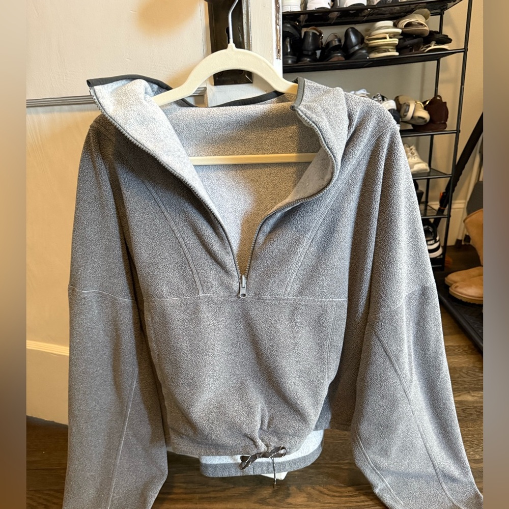 Alo Yoga Fleece